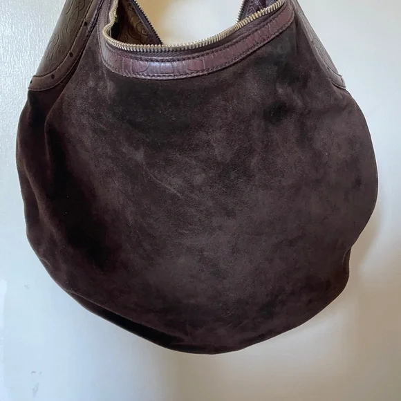 ✨ Vintage Gucci Horsebit Suede Hobo Bag - Picture 2 of 14